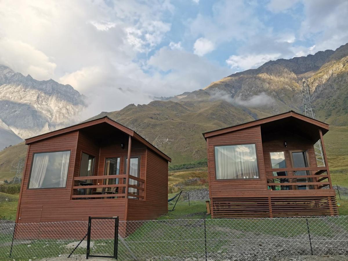Kazbegi Twins Hotel Exterior photo