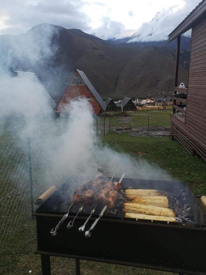 Kazbegi Twins Hotel Exterior photo
