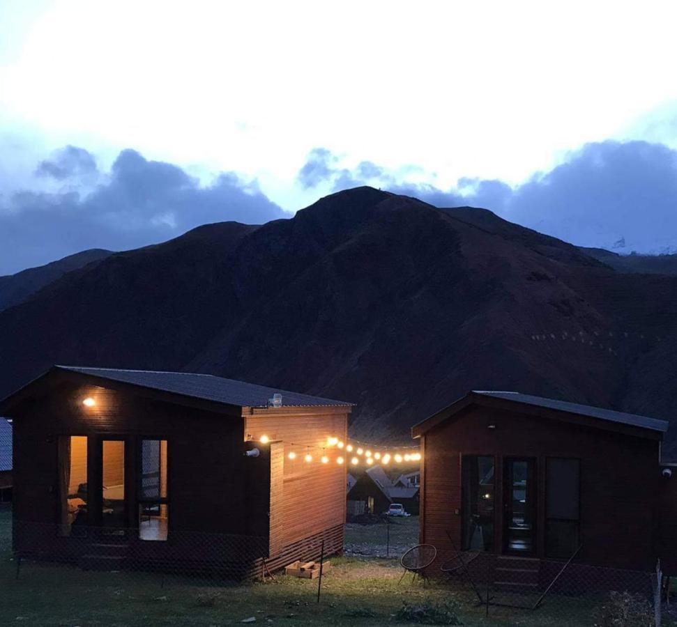 Kazbegi Twins Hotel Exterior photo