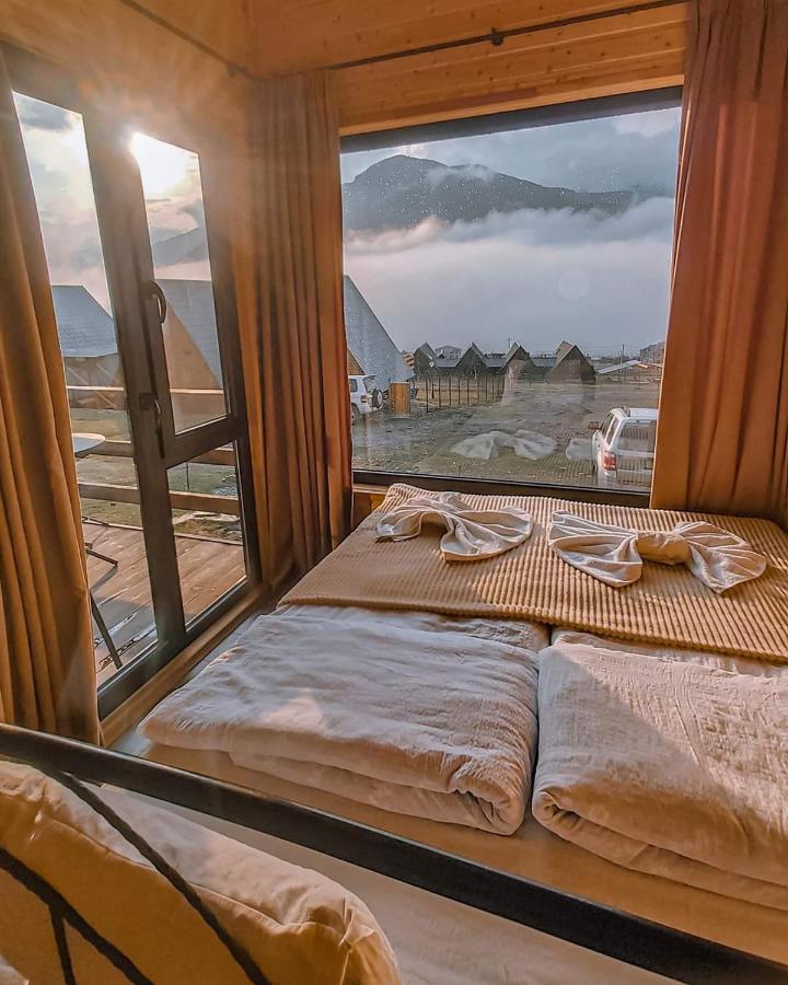 Kazbegi Twins Hotel Exterior photo